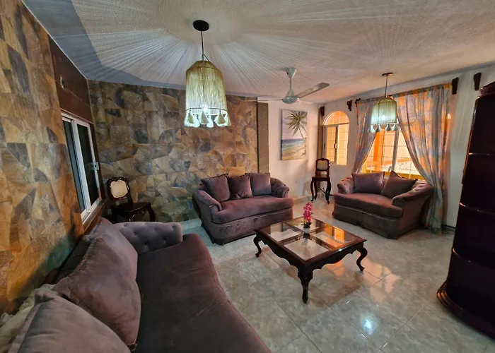Casa 18 Personas Con Ac, Cocina Y A 10 Min De La Playa Holiday home *