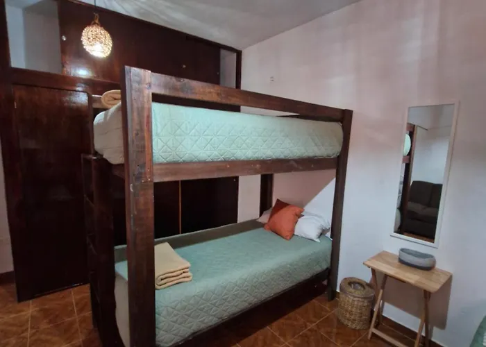 Holiday home Casa 18 Personas Con Ac, Cocina Y A 10 Min De La Playa