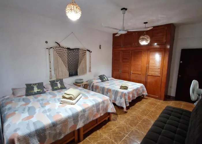 Casa 18 Personas Con Ac, Cocina Y A 10 Min De La Playa *