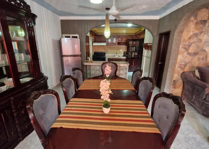 Casa 18 Personas Con Ac, Cocina Y A 10 Min De La Playa Playa del Carmen